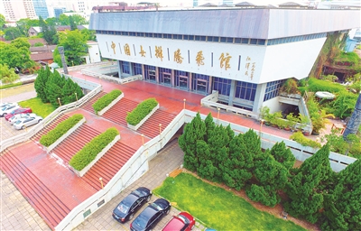 武夷山女足训练汇聚，为县青年比赛冠军备战