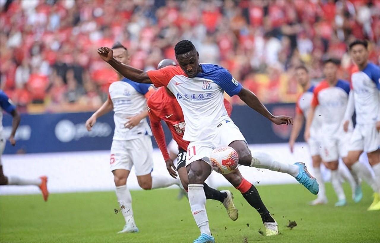 上海申花客场逆转，获得宝贵三分
