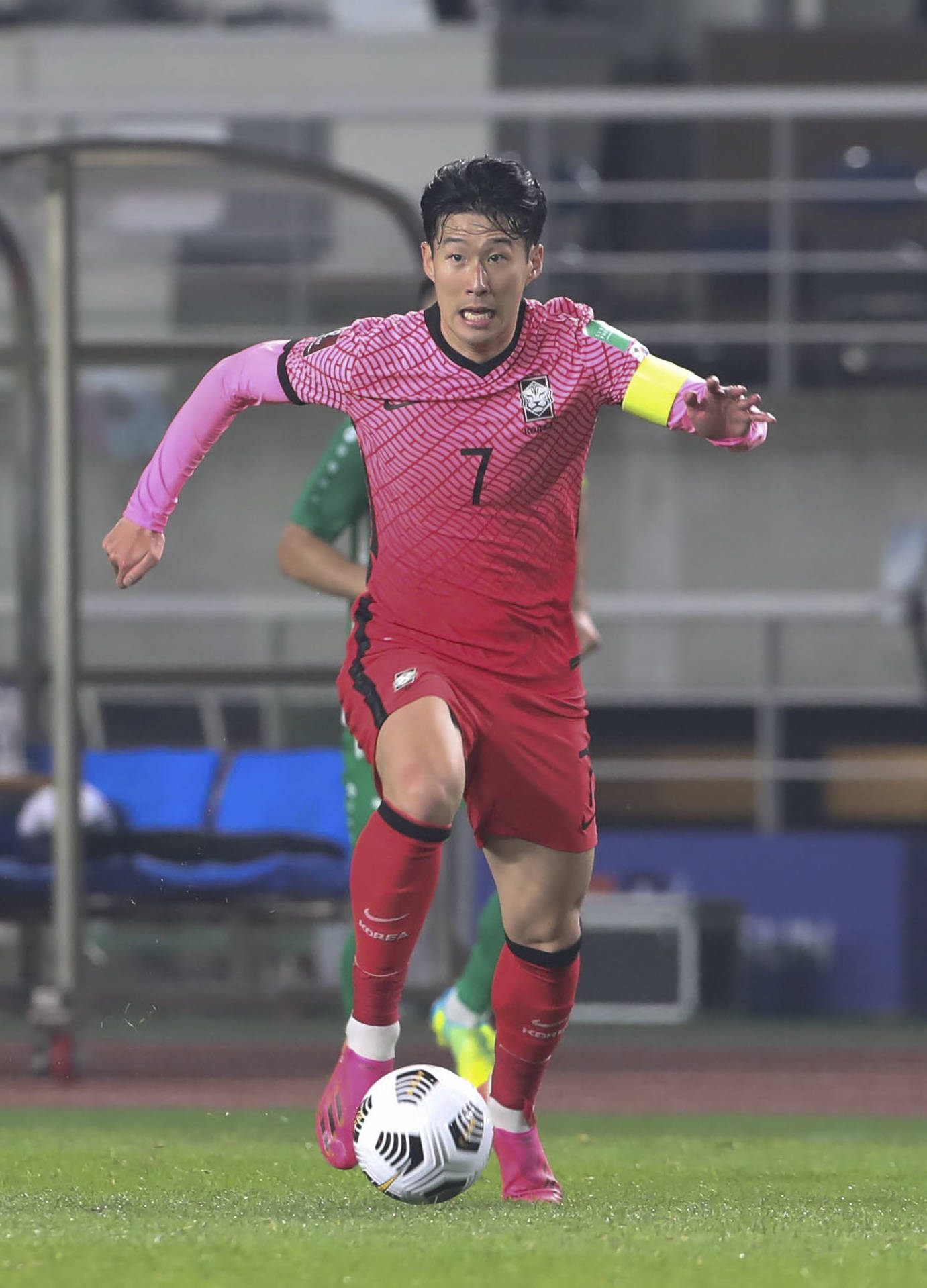 韩国足球队在国际赛中获得胜绩 韩国足球队在国际赛中获得胜绩