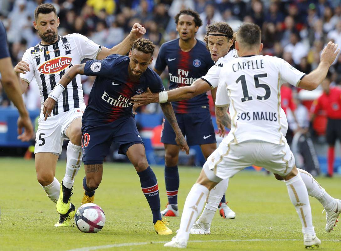 摩纳哥主场大胜昂热，豪取胜利