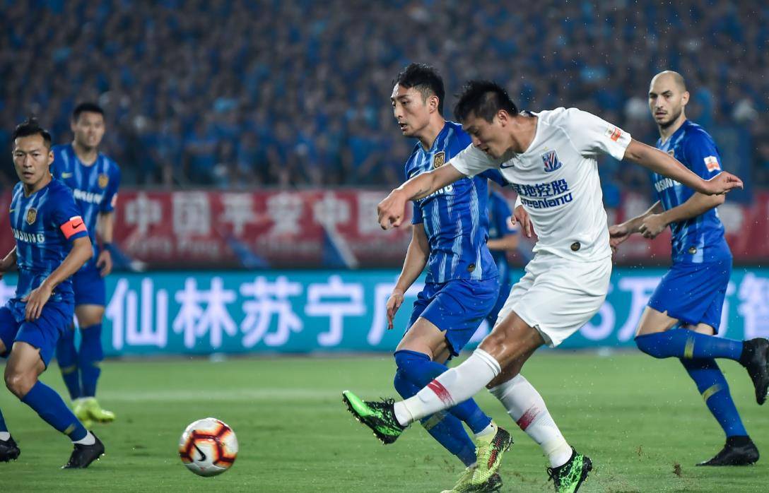 申花痛失亚冠冠军，球迷沉默落幕