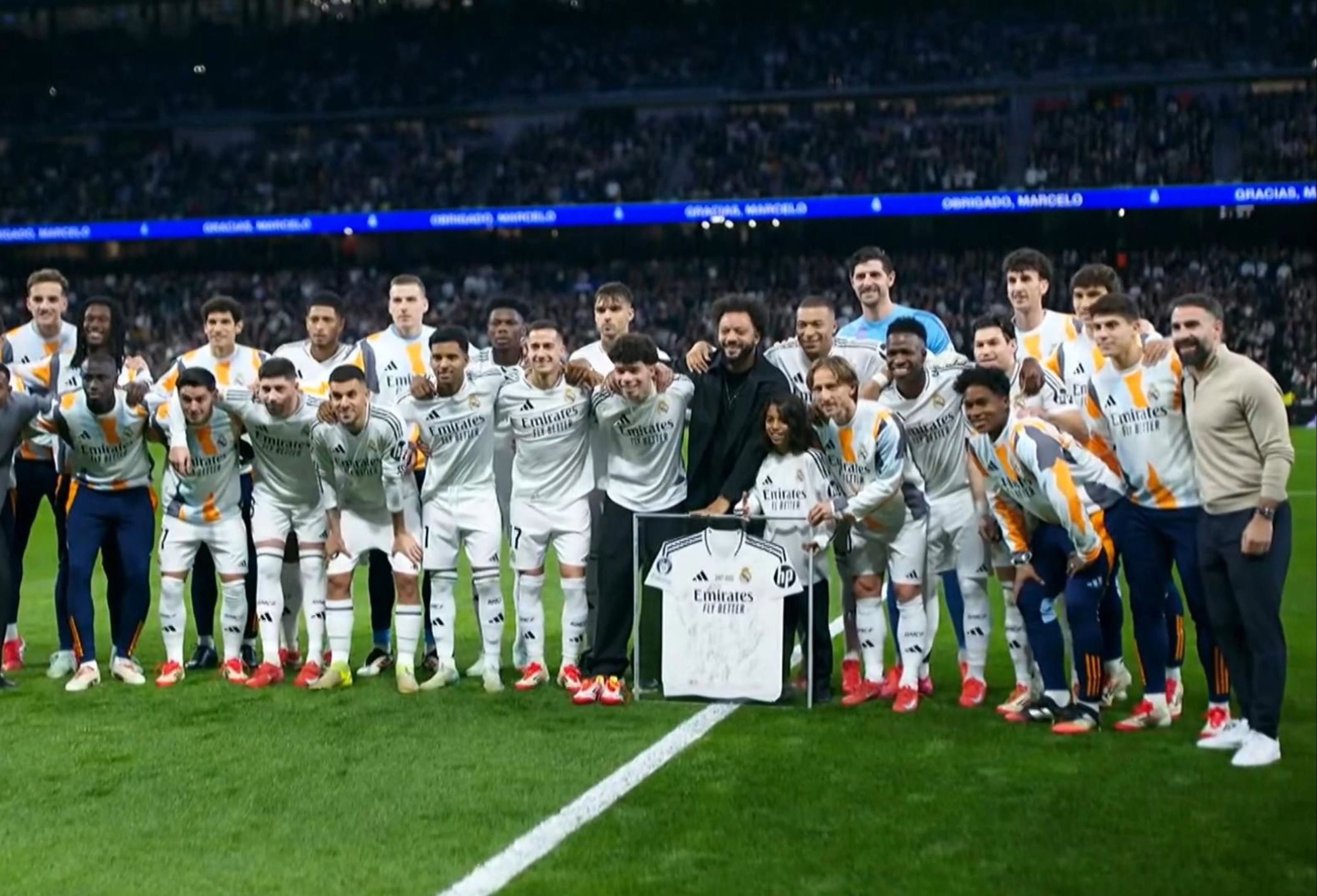 皇马逆袭惊艳，莫德里奇神助助力晋级欧冠半决赛